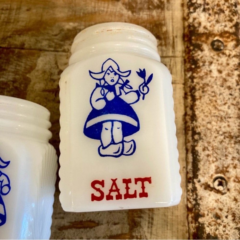 1940s Vintage Milk Glass Salt, Pepper, & Sugar Shakers Dutch Boy Girl Spice Jars - Picture 13 of 13